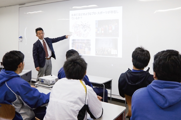 講義の様子写真