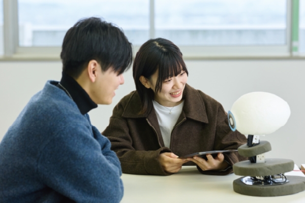 ロボット「ニュート」の写真